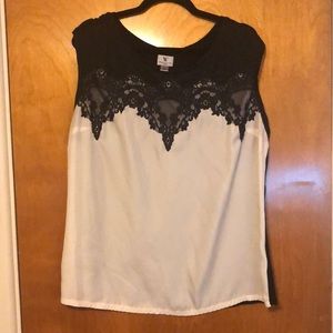 Black and White Lace Detailed Blouse Plus Size 1X